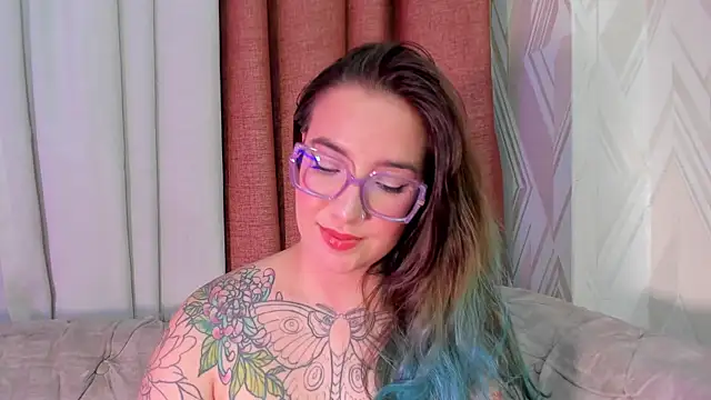 Snapshot of DEVA_BLUE_ chatting on 01-14-25, 07:48 DEVA BLUE online show from 01-14-25, 07:48