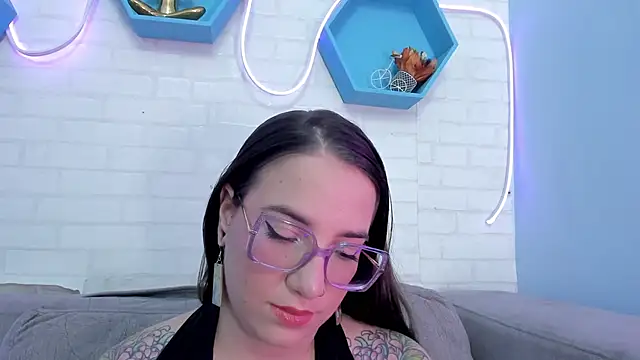 Snapshot of DEVA_BLUE_ chatting on 01-31-25, 06:24 DEVA BLUE online show from 01-31-25, 06:24