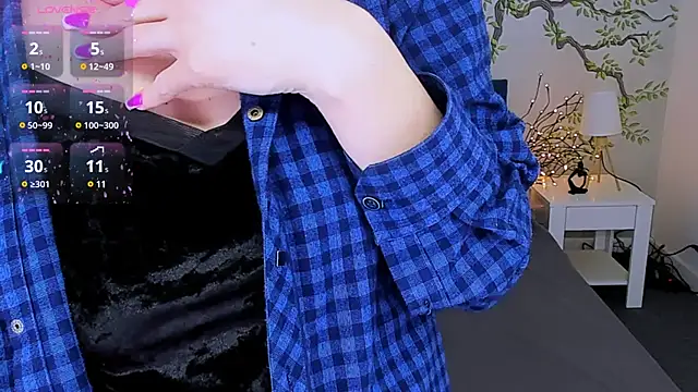 JeannieFox  online show from 01-27-25, 01:30