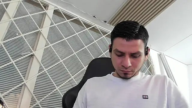 Rick Diesel  online show from 10-01-25, 03:34