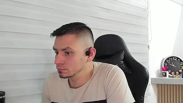 Rick Diesel  online show from 10-07-25, 03:47