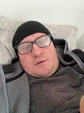 vanjbi45 online show from 02-13-25, 01:15