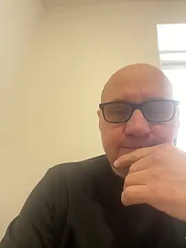 vanjbi45 online show from 02-14-25, 08:21