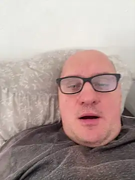 vanjbi45 online show from 02-18-25, 02:49