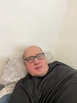 vanjbi45 online show from 02-23-25, 08:06