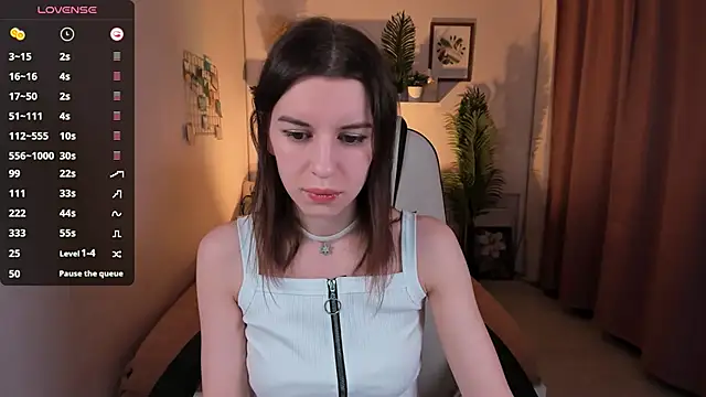 Snapshot of MelisaCoy chatting on 12-13-24, 01:55 MelisaCoy online show from 12-13-24, 01:55