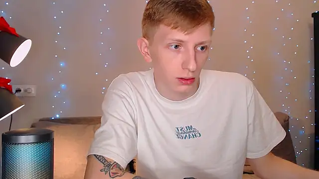 juliaanddima online show from 01-13-25, 01:13