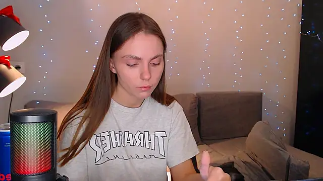 juliaanddima online show from 01-22-25, 12:48