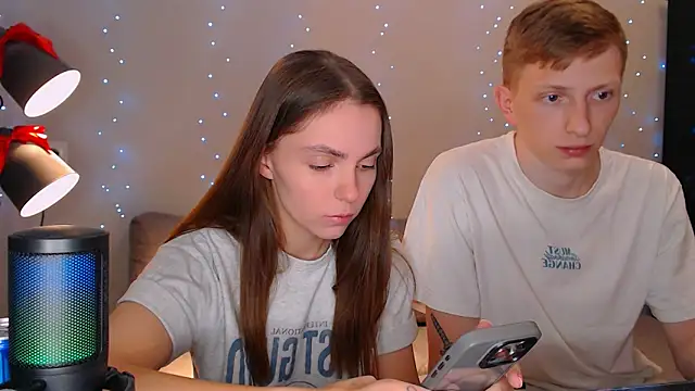 juliaanddima online show from 02-18-25, 09:31