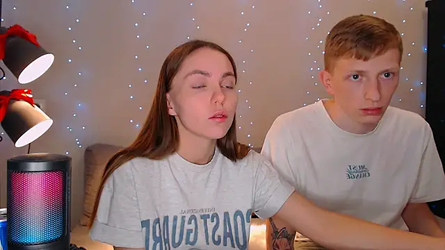 juliaanddima online show from 02-19-25, 12:35