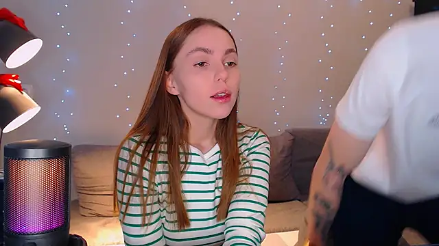 juliaanddima online show from 02-20-25, 07:01