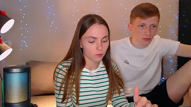 juliaanddima online show from 02-20-25, 08:58