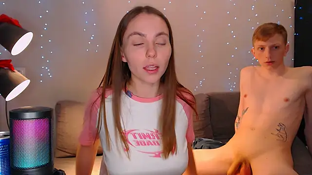 juliaanddima online show from 02-22-25, 12:16