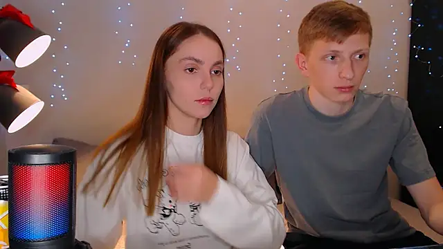 juliaanddima online show from 02-25-25, 09:24