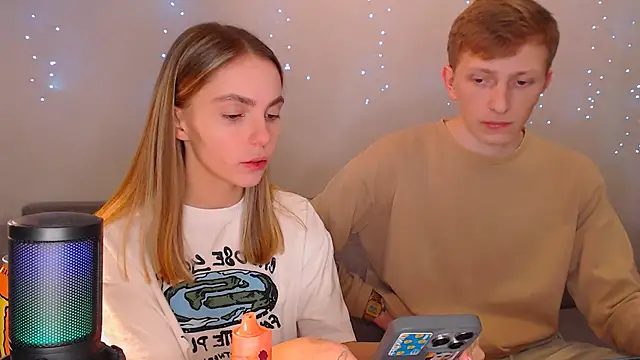 juliaanddima online show from 03-20-25, 09:24