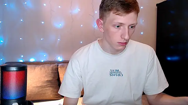 juliaanddima online show from 09-10-25, 11:16