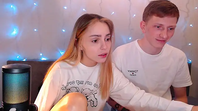 juliaanddima online show from 09-27-25, 09:20