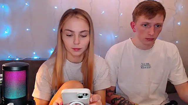 juliaanddima online show from 09-28-25, 09:53