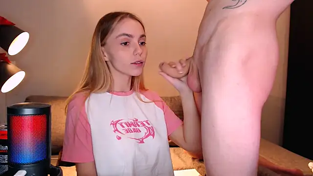 juliaanddima online show from 11-16-25, 10:04