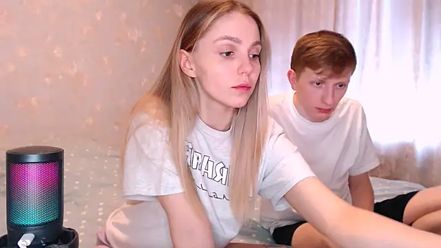 juliaanddima online show from 02-26-26, 11:31