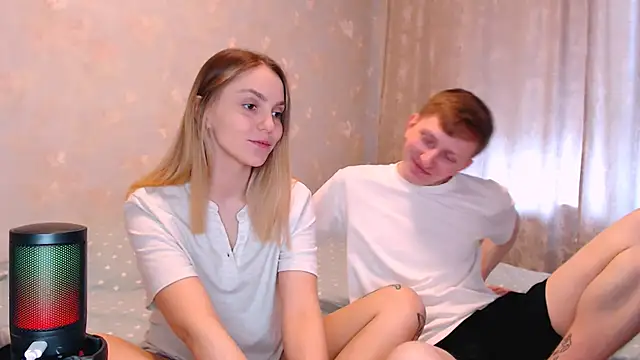 juliaanddima online show from 04-07-26, 09:21