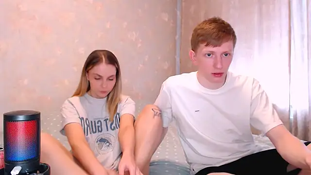 juliaanddima online show from 04-16-26, 07:42