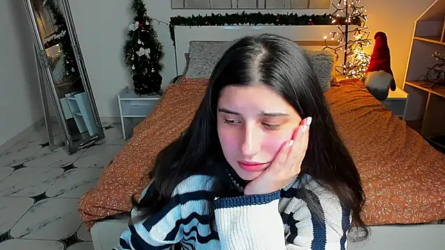 Linda EX online show from 12-28-24, 07:22