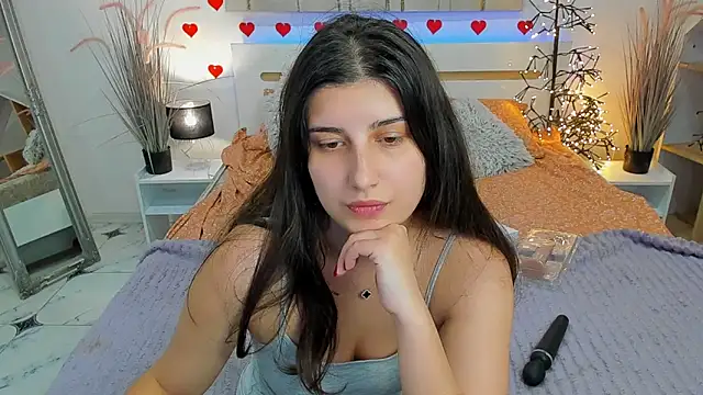 Linda EX online show from 03-04-25, 10:35