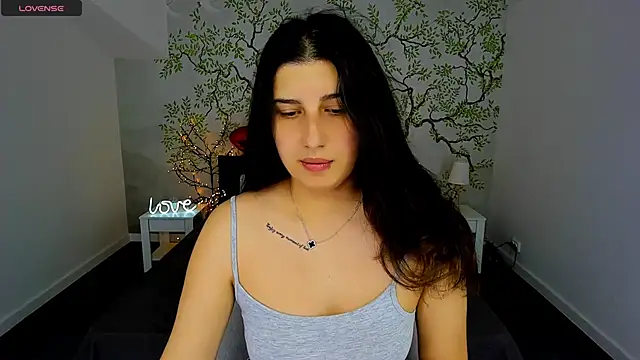 Linda EX online show from 03-18-25, 07:08