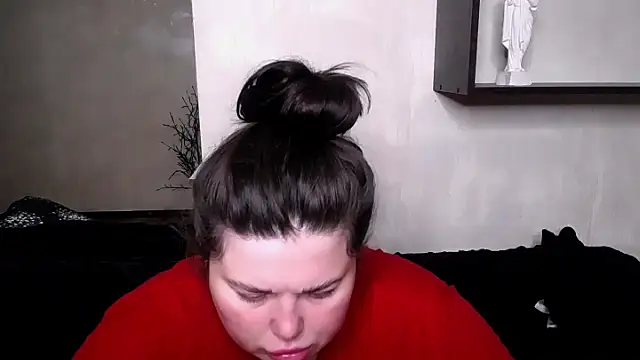 Snapshot of Emily_Mo chatting on 10-14-25, 05:30 Emily Mo online show from 10-14-25, 05:30