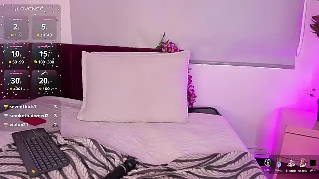 mia thompsonn  online show from 01-07-25, 05:31