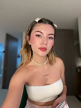 Your Honeey online show from 01-15-25, 01:23