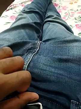 divi5555 online show from 04-09-26, 05:29