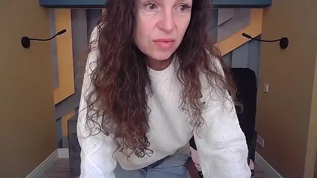 EllaLong online show from 01-09-26, 12:41