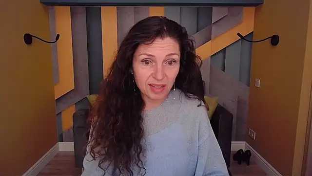 EllaLong online show from 05-31-26, 11:28