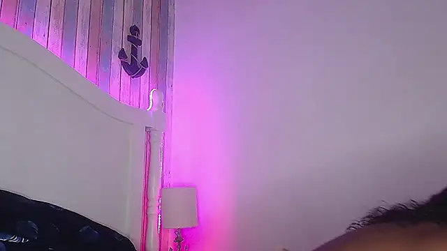 Snapshot of NaiaGils chatting on 09-17-25, 07:15 NaiaGils online show from 09-17-25, 07:15