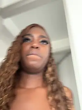 Snapshot of NaiaGils chatting on 02-08-26, 01:58 NaiaGils online show from 02-08-26, 01:58