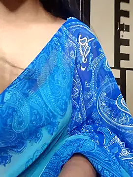 Snapshot of _surbhi_ chatting on 03-11-25, 05:27 surbhi online show from 03-11-25, 05:27