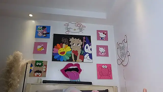 lyoun7 online show from 10-17-25, 02:04