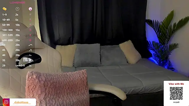 dakottaa  online show from 03-18-25, 02:47