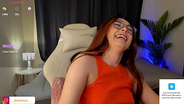 dakottaa  online show from 03-22-25, 02:27