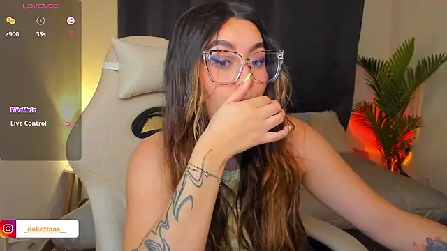 dakottaa  online show from 03-16-26, 11:31