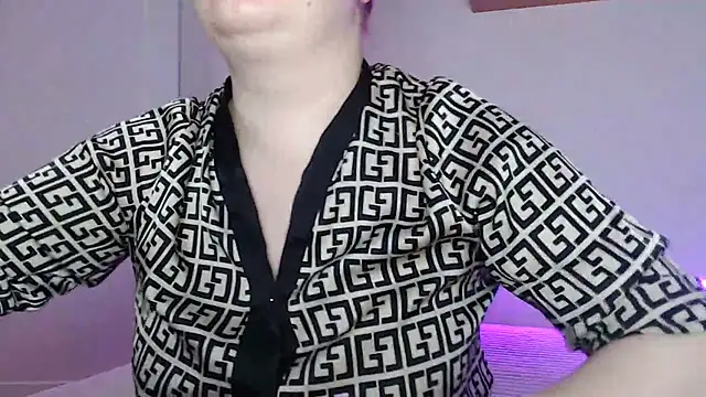 Karolina love  online show from 02-22-26, 07:56