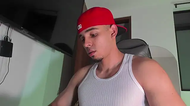 Snapshot of joss_111 chatting on 11-08-25, 12:22 joss 111 online show from 11-08-25, 12:22