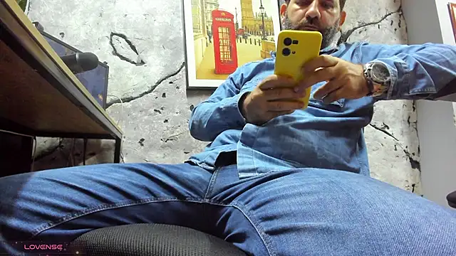 Maxi TheBigDaddy online show from 02-05-26, 01:49