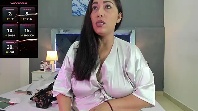 Lauralove 69 online show from 03-02-26, 08:59