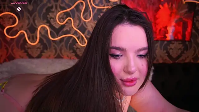 Snapshot of CuteAmberr chatting on 02-02-25, 01:45 CuteAmberr online show from 02-02-25, 01:45