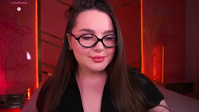 Snapshot of CuteAmberr chatting on 02-06-25, 10:21 CuteAmberr online show from 02-06-25, 10:21