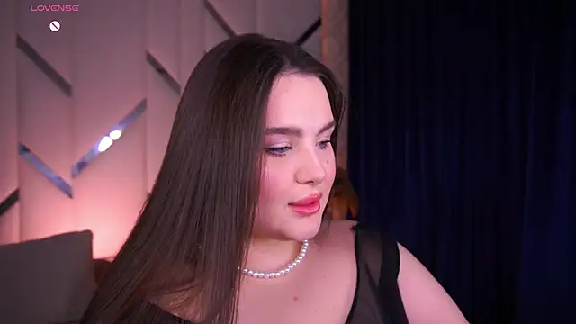 Snapshot of CuteAmberr chatting on 02-19-25, 10:31 CuteAmberr online show from 02-19-25, 10:31