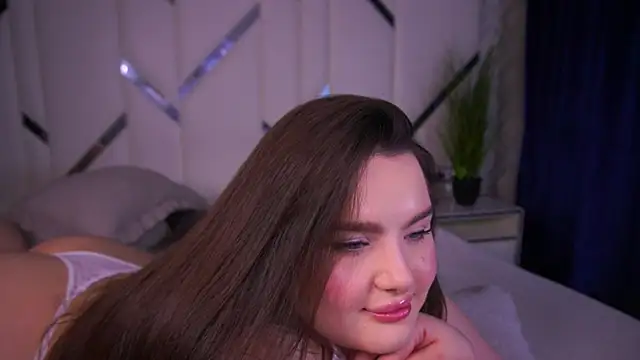 Snapshot of CuteAmberr chatting on 03-17-25, 02:19 CuteAmberr online show from 03-17-25, 02:19